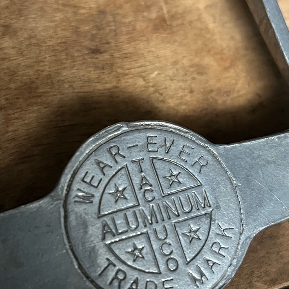 Vintage Metal Citrus Juicer